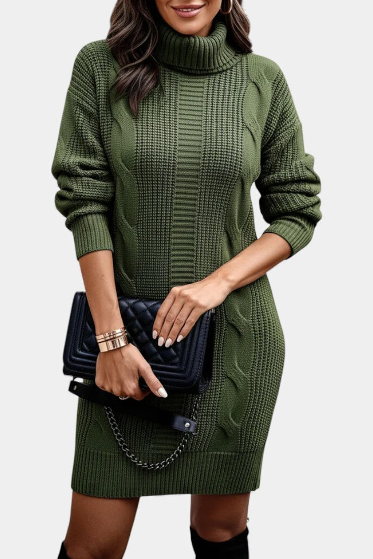 Taciana | Robe pull en maille unie à col roulé